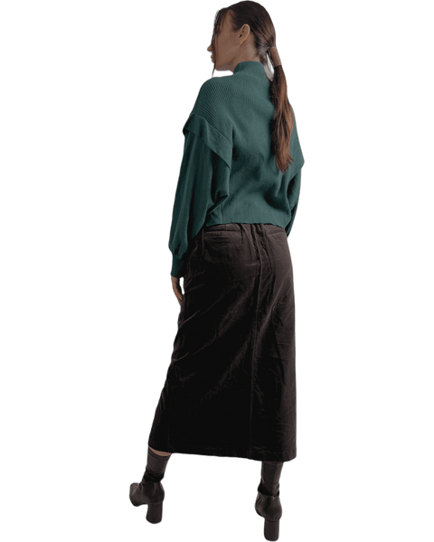 葵SOLDOUT濃色グリーンのニットはブラウンスカートでシックに【F/M】