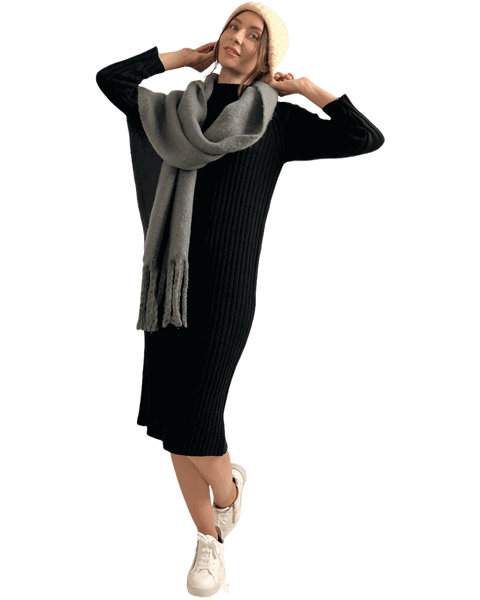 葵SOLDOUTシンプルにニットを合わせて【F/-】