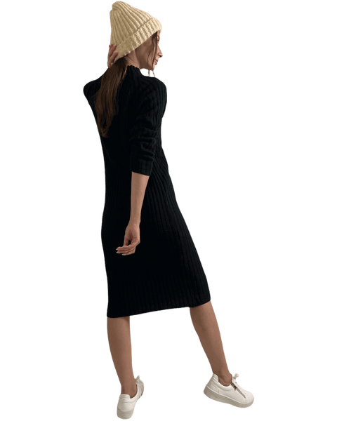 葵SOLDOUTシンプルにニットを合わせて【F/-】