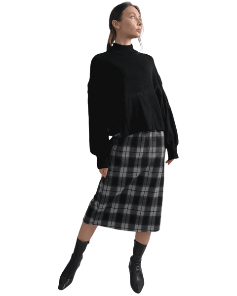 チェック×フリル モノトーンでシックさを【F/M】